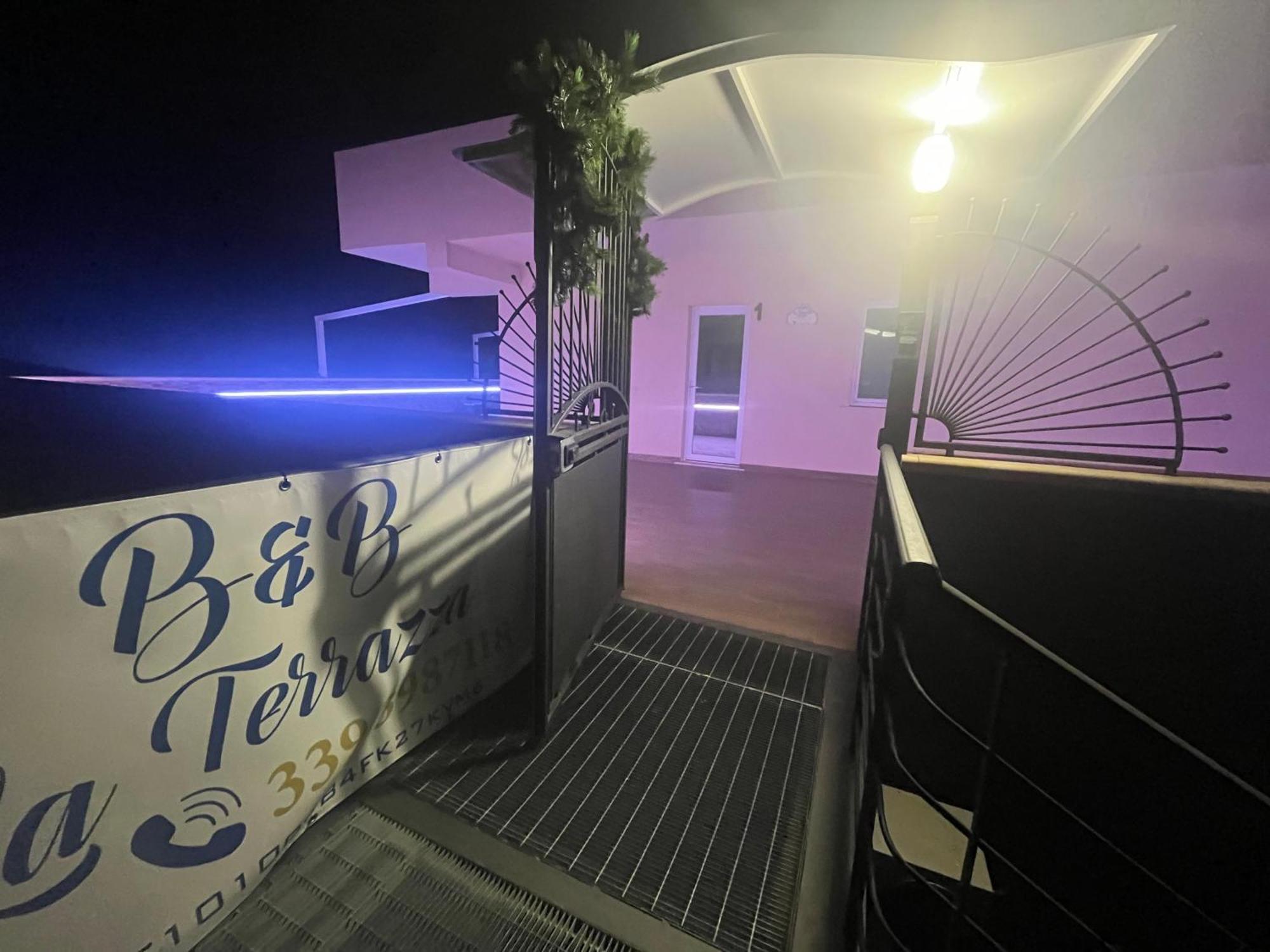 Cotronei B&B La Terrazza Polifrone المظهر الخارجي الصورة