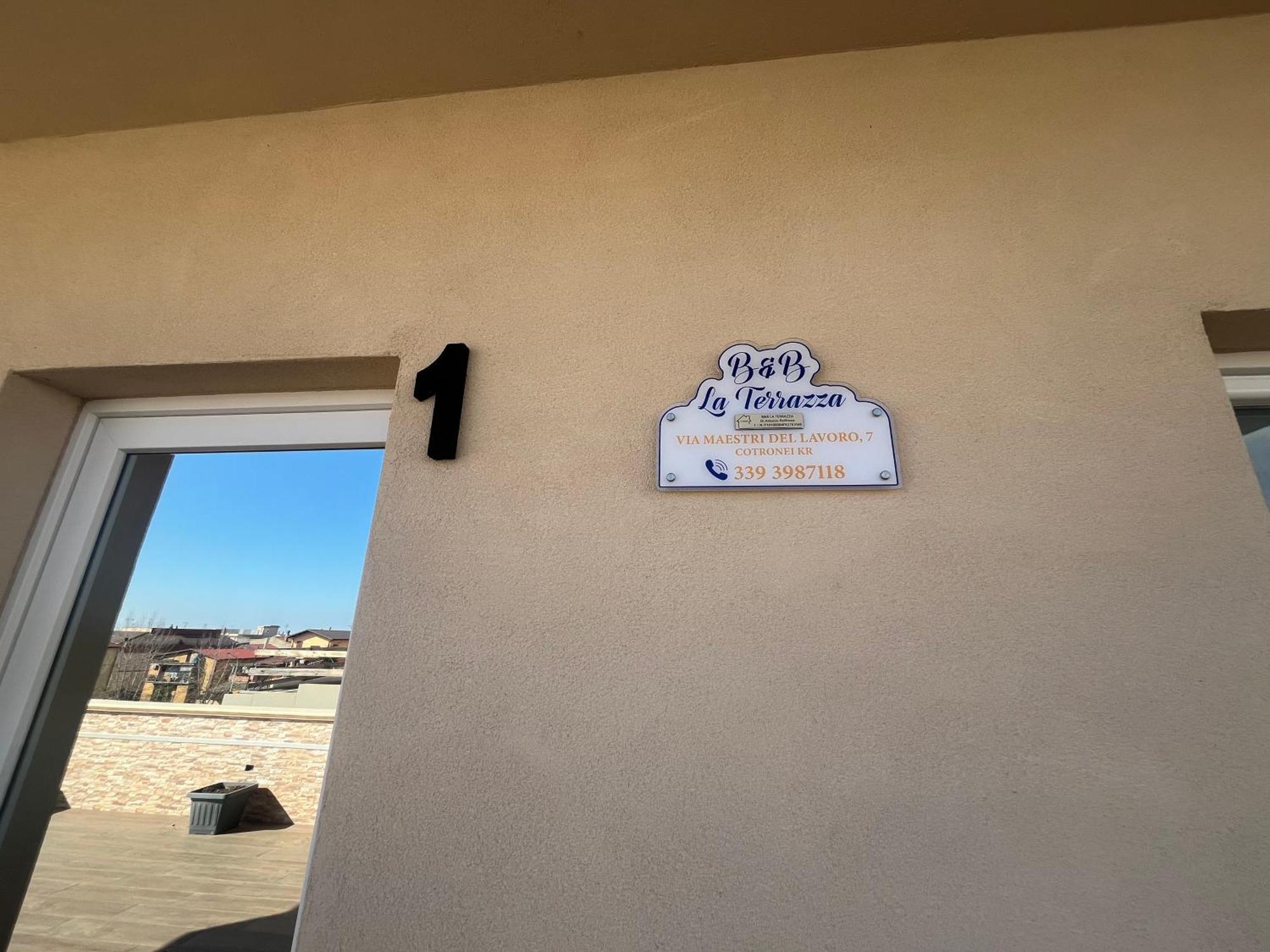 Cotronei B&B La Terrazza Polifrone المظهر الخارجي الصورة